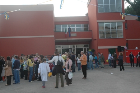 2005 – Intitolata la Scuola Primaria Statale