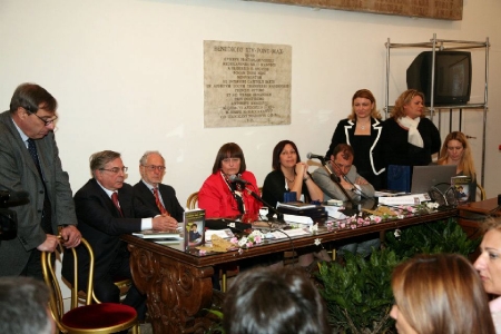 Comunicato: 14 aprile 2012. La Forza dell’amore presentato in Campidoglio a Roma il 13 aprile