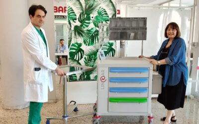 Donazione di 2 carrelli per sala operatoria oculistica e rianimazione