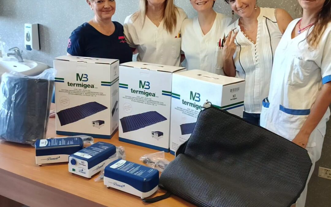 Donazione di 30 materassi antidecubito + cuscino antidecubito